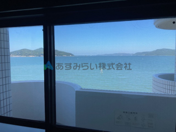 �Z�˂���̒��]�ʐ^�@-